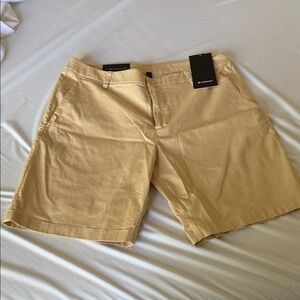 lululemon athletica Men's Beige Flat Front Shorts